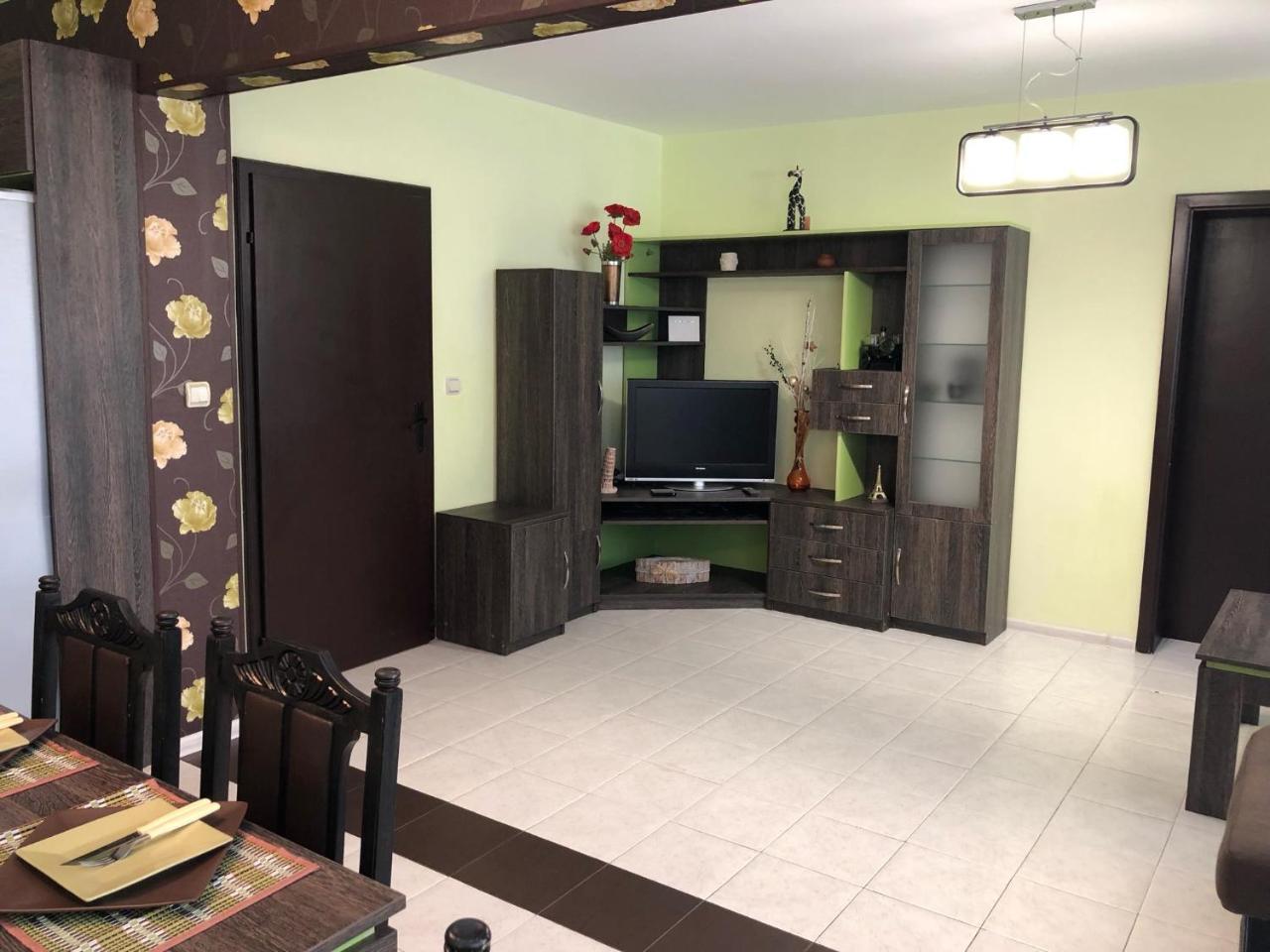 Gala Apartment Veliko Tŭrnovo Eksteriør bilde